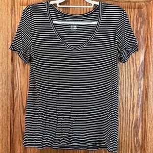American Eagle Soft & Sexy tshirt with rolled sleeves